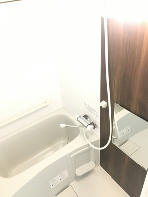【浴室】 | レオネクストシャルム桃山