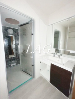 【洗面所】 | メルシーペール上落合 | 洗面台です。