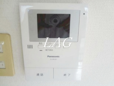 【セキュリティ】 | メゾン・ド・ノアール | モニター付きインターフォンです。