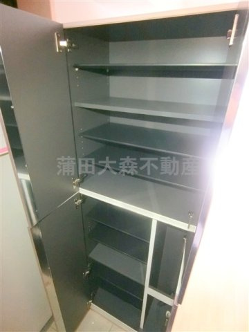 ルクシェール武蔵新田の収納|玄関収納　シューズBOX　下駄箱