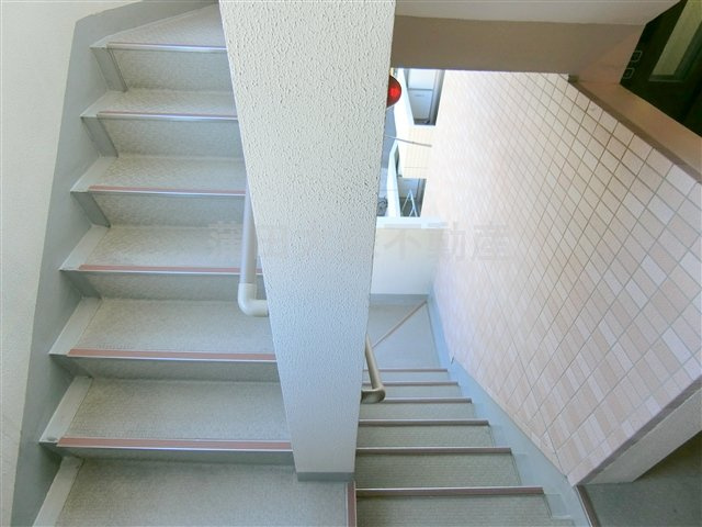 ルクシェール武蔵新田のその他共用部分|共用階段