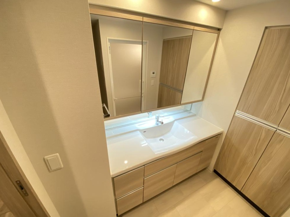 パークシュロス芦屋の洗面所