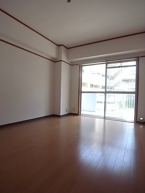 サンコート芦屋の居間・リビング