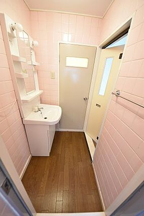 北野台ハイツの洗面所