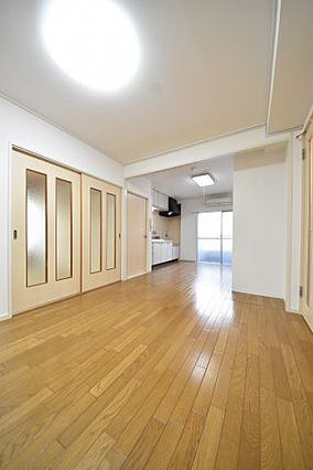 北野台ハイツの居間・リビング