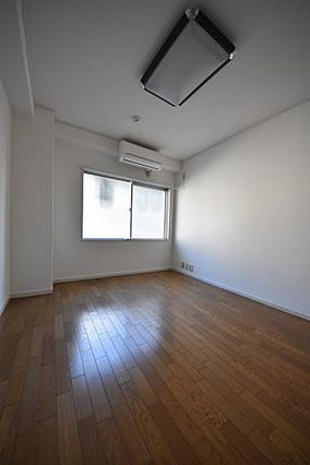 北野台ハイツの居間・リビング