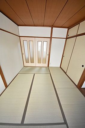 北野台ハイツの和室