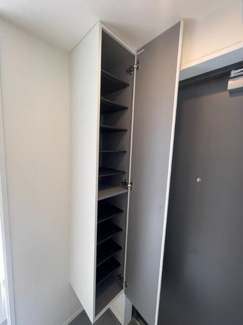 【玄関】 | ＩＬ　ＭＥＺＺＯ　ＤＩ　ＴＯＫＹＯ，ＴＲＥ