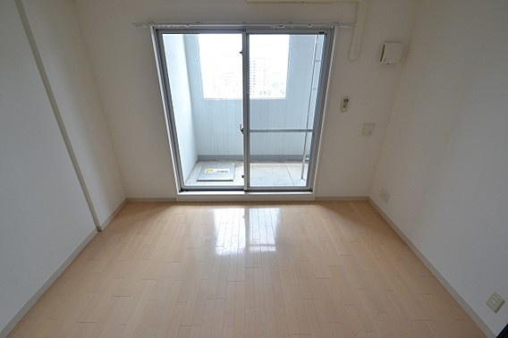 プライムレジデンス神戸県庁前の居間・リビング