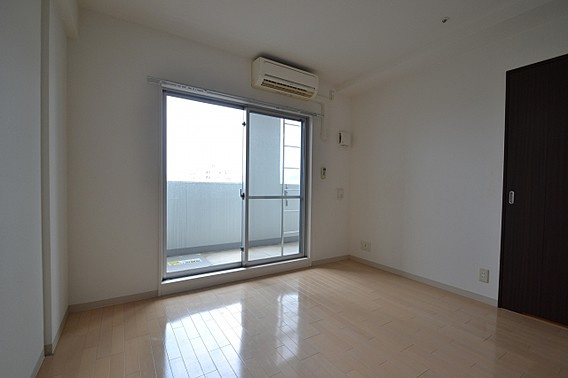 プライムレジデンス神戸県庁前の居間・リビング