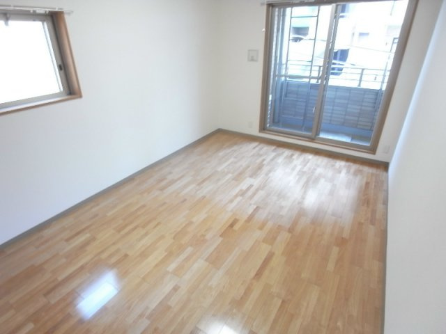 カーサ六甲友田町の洋室