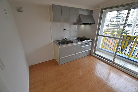 ボシュケ六甲の居間・リビング