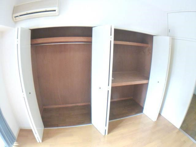 コスタレイ神戸三宮（旧ヴィスタ二宮）の収納