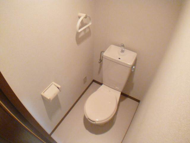 メゾンサンノースのトイレ