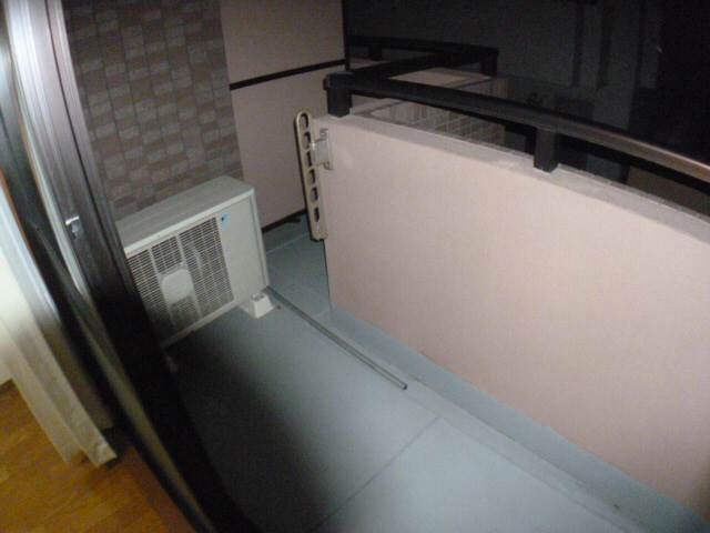 メゾンサンノースのバルコニー