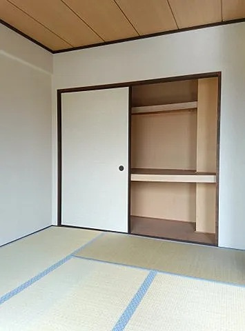 芦屋東スカイマンションの居間・リビング