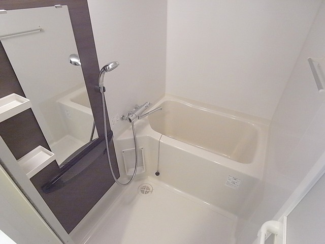 ＥＣ三宮ＥＡＳＴ3ラヴィッサの浴室