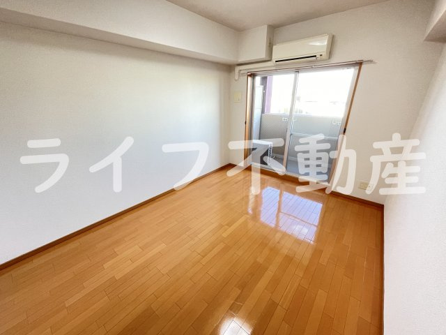 ディナスティ東大阪センターフィールドの居間・リビング|リビングです