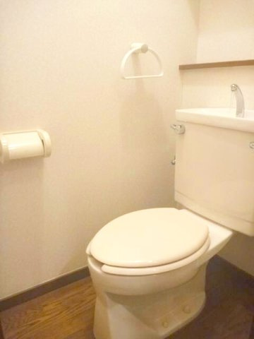 アミューズ磯子壱番館のトイレ