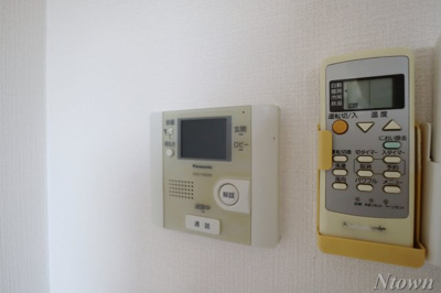 【セキュリティ】 | サンフィールド | モニター付きインターホンです