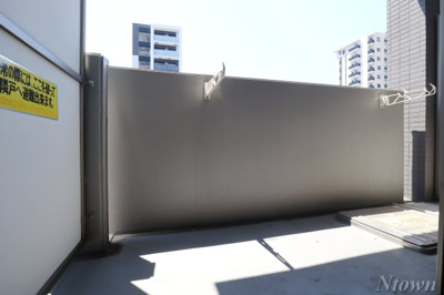 【バルコニー】 | サンフィールド | 広々としたバルコニーです