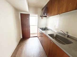 【キッチン】 | コスモ本山 | 独立型キッチンは急な来客時にも視線が気になりません