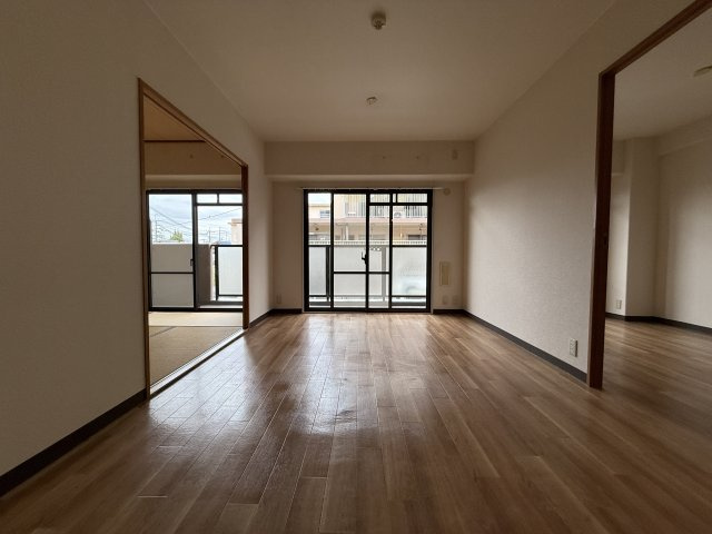 リヴィエールKawakamiの居間・リビング