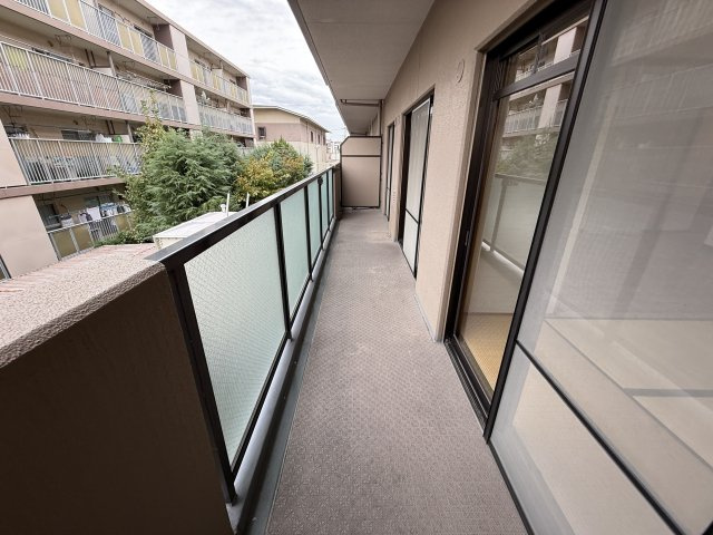 リヴィエールKawakamiのバルコニー