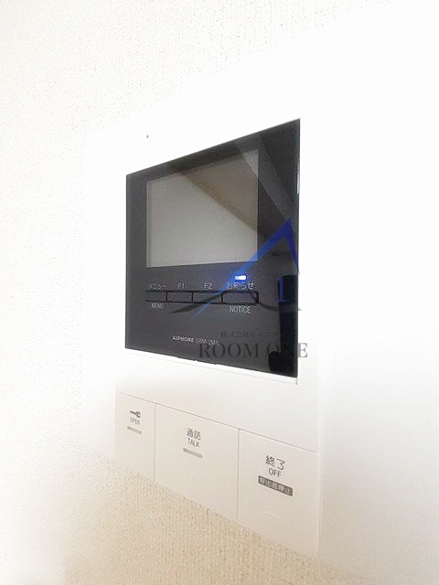 シャトーノール梅島のセキュリティ|モニター付きインターホンです。