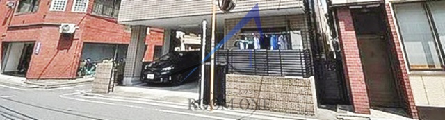 クレール松が谷のエントランス