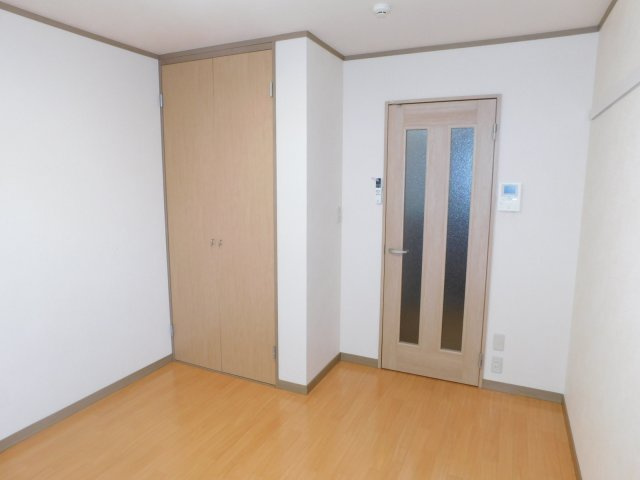 メイプルコートの居間・リビング