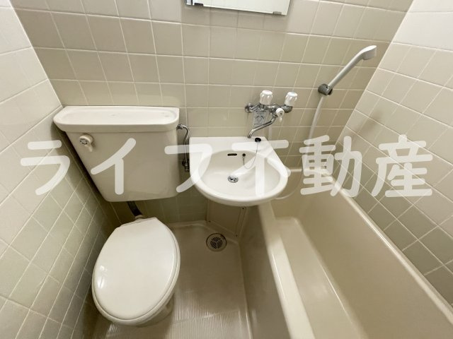 KSピースマンションの独立洗面台|独立洗面台あり、毎朝おしゃれに忙しい女性の方におすすめです