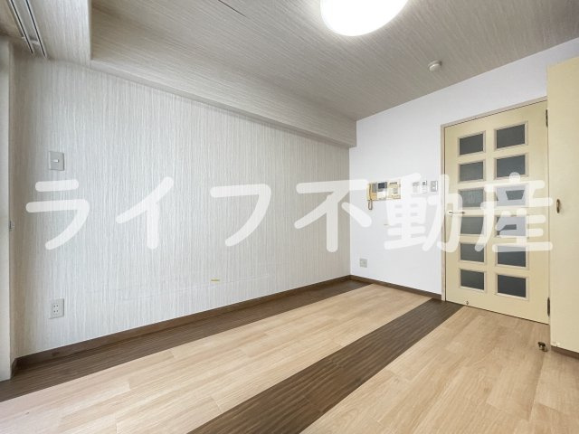 KSピースマンションの内装|明るい色調の室内です