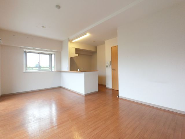 【居間・リビング】 | アーペブローネ上志津