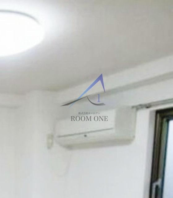 ロアジスのその他|エアコン付です。