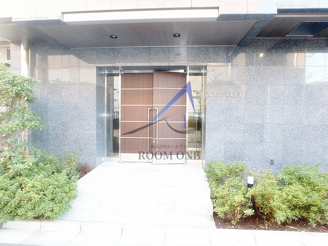 CIEL　BLEUのエントランス
