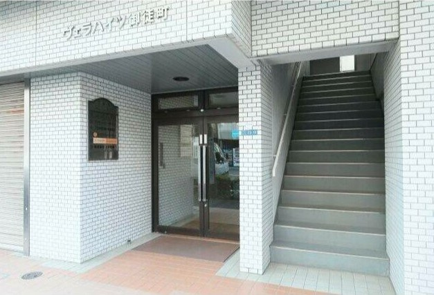 ヴェラハイツ御徒町のエントランス
