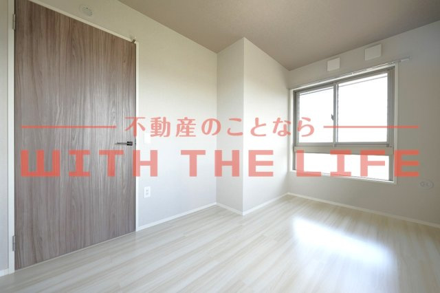 アインス鳥飼【キャッシュバック対象】の寝室|使い勝手のいい寝室です