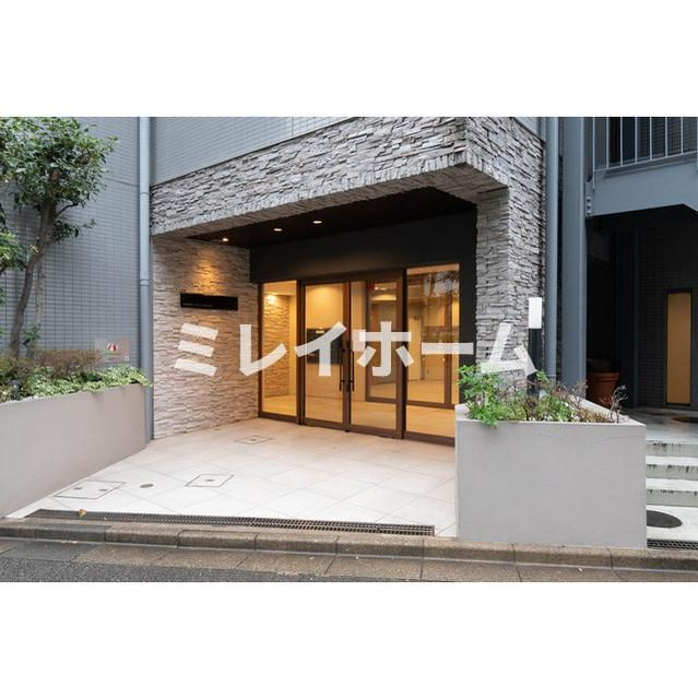 インプルーブ西馬込のエントランス