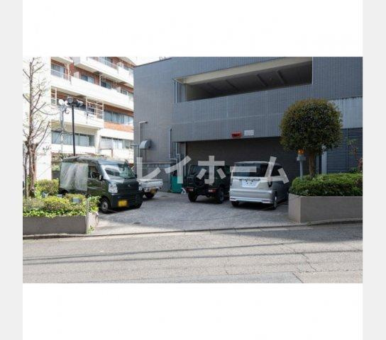 インプルーブ西馬込の駐車場