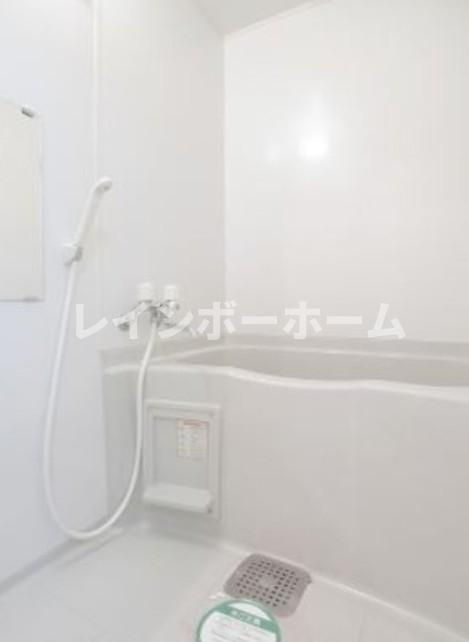 メゾンフォーの浴室