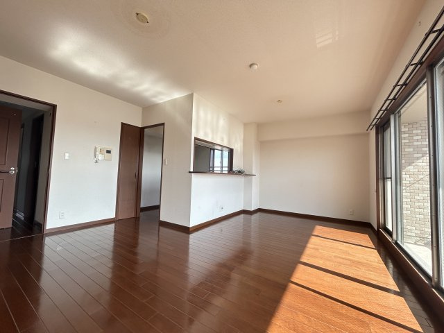 【居間・リビング】の画像