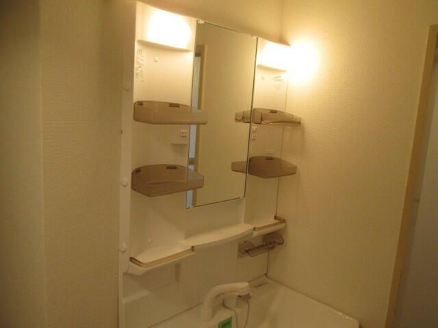 ポルックス三ノ輪の洗面所