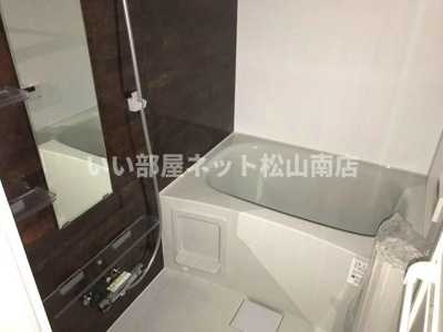 【浴室】 | オアシスガーデン立花