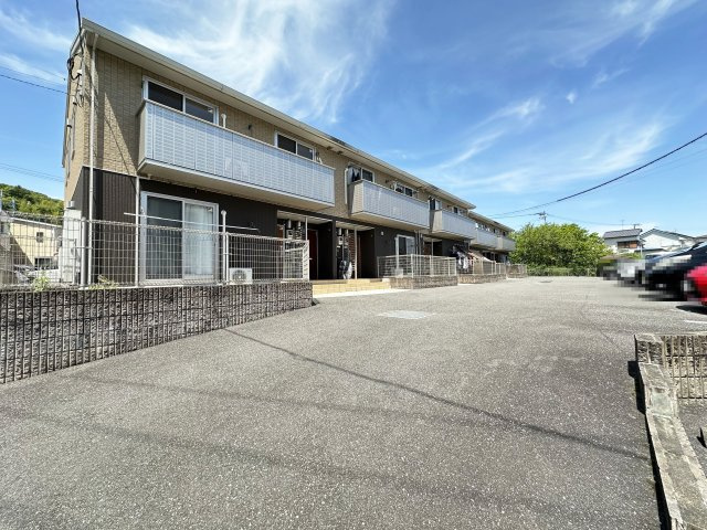 エトワール Ⅰ棟の駐車場