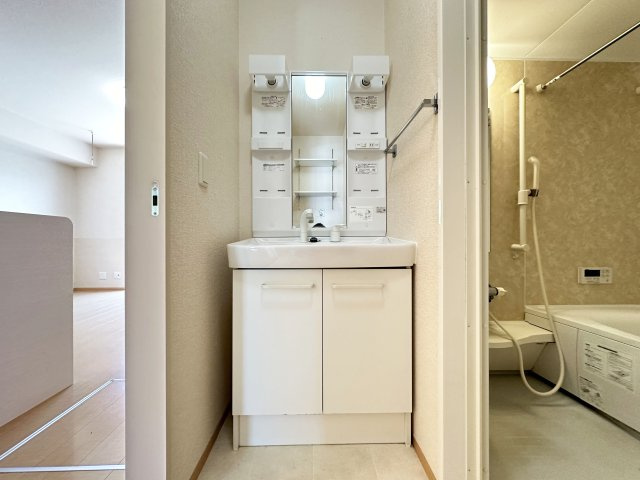 エトワール Ⅰ棟の独立洗面台