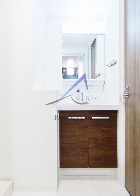 エステムプラザ川崎の洗面所|洗面台です。