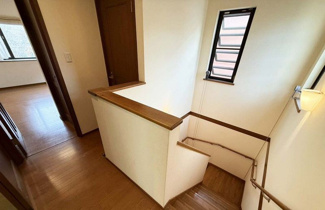  | 野洲市冨波乙　中古戸建 | 階段