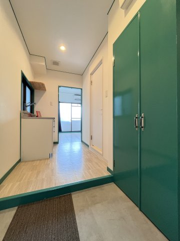 北野商事ビルの玄関