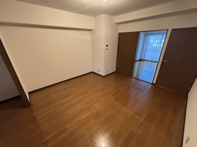 ウエルス幸の居間・リビング